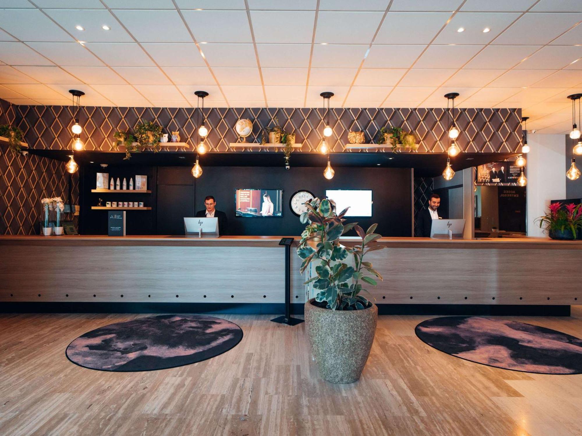 Mercure Paris Orly Rungis Aéroport Exterior foto