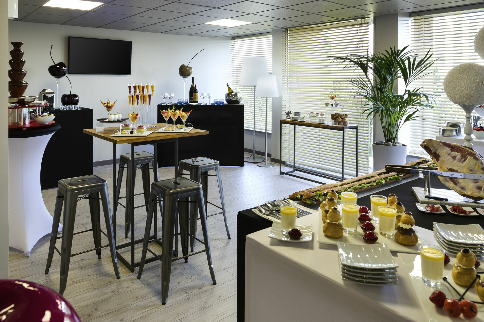 Mercure Paris Orly Rungis Aéroport Exterior foto